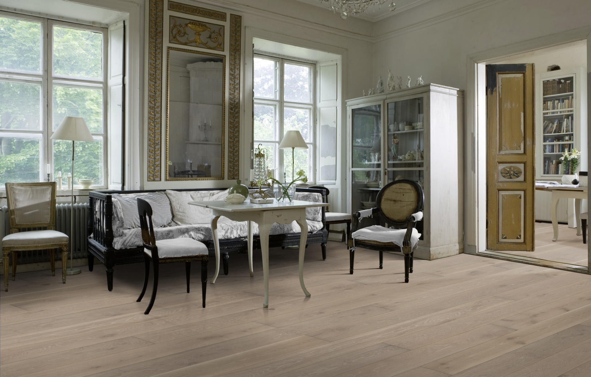 Паркетная доска Kahrs Новая классика Дуб Серый Nouveau Gray 151NAYEKD1KW240 Lively 2420×187×15 фото в интерьере Паркетная доска Kahrs Новая классика Дуб Серый Nouveau Gray 151NAYEKD1KW240 Lively 2420×187×15 фото в интерьере